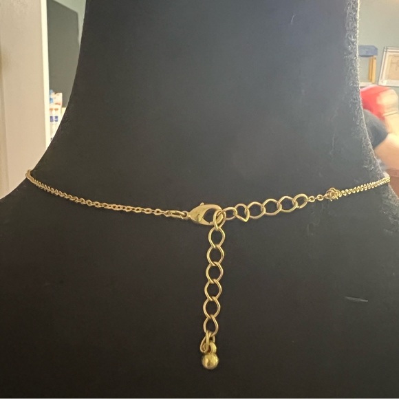 Gold necklace - Picture 2 of 2